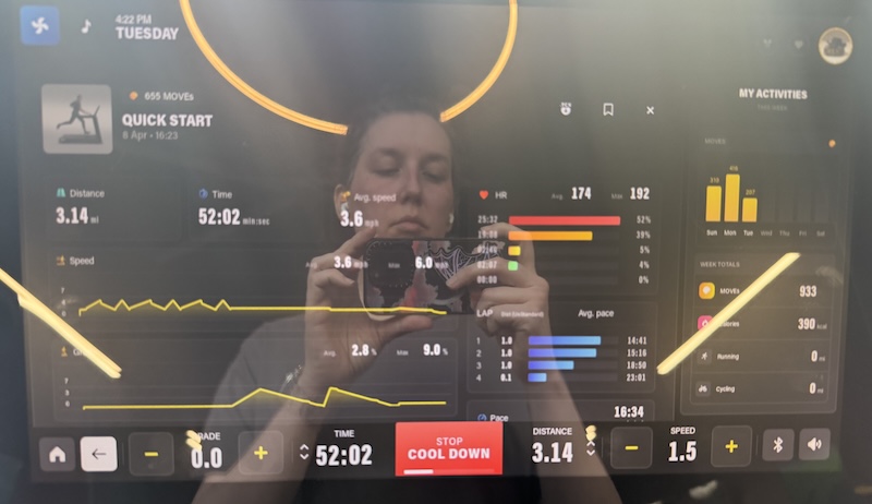 treadmill selfie of me on tuesday after a mix of a job and walk